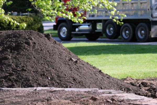 Yard Dirt Delivery in Redford