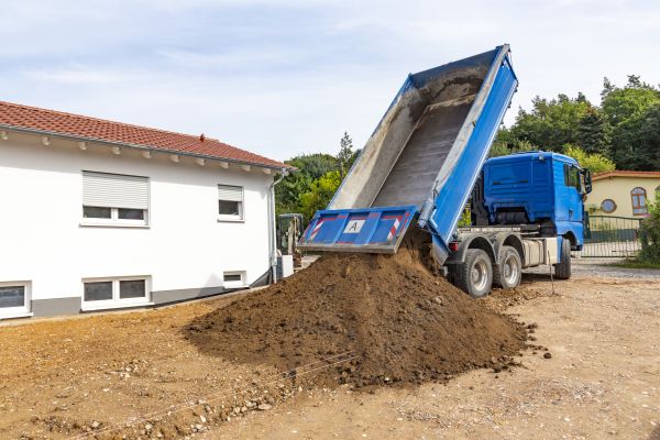 Garden Dirt Delivery in Redford