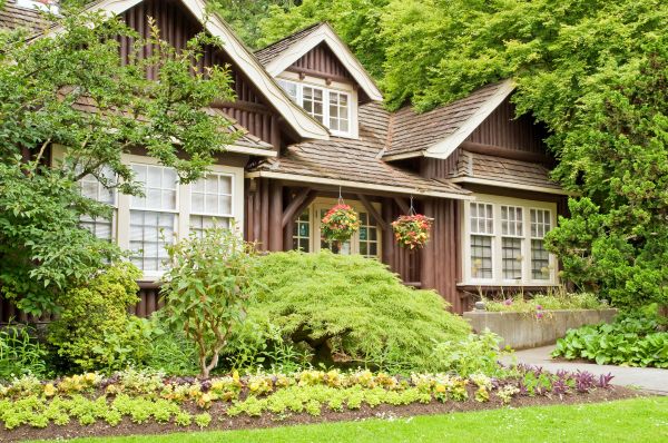 Log Home Landscaping in Redford
