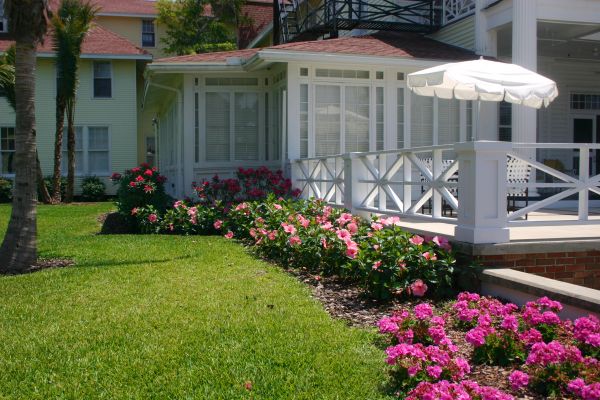 Deck Landscaping Service in Redford